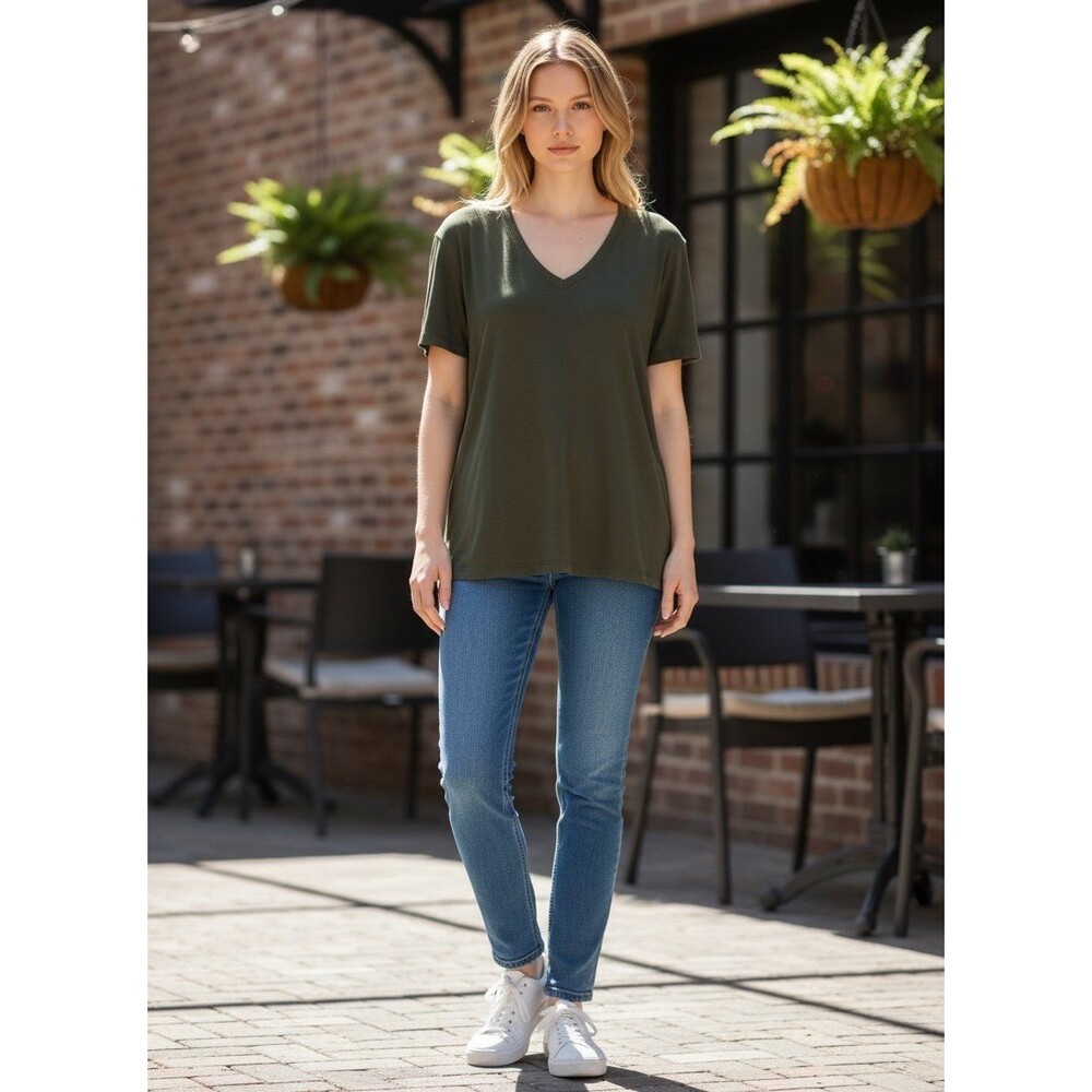 American Eagle soft & sexy medium olive green shirt